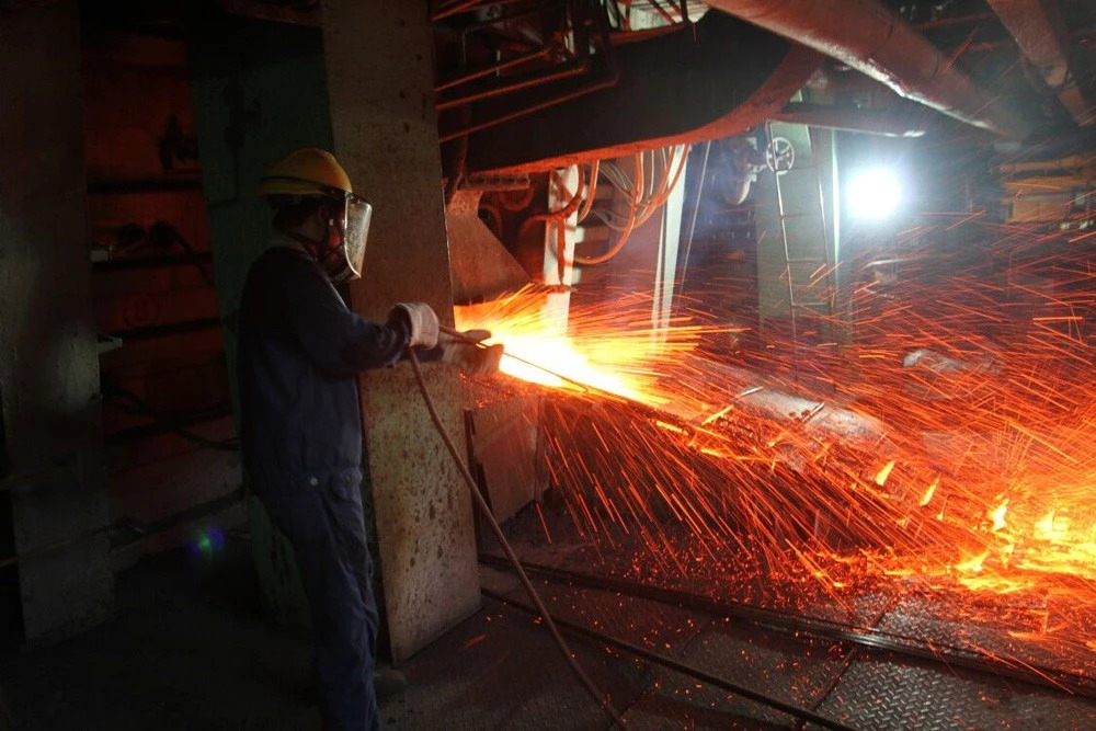 52b7b65d99c44f53a1ea07ce7449af19