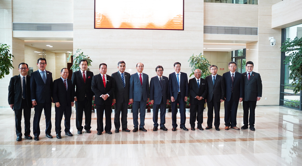 c6b42bc4ef66493eb467cef2b8b31c05