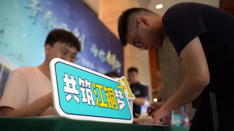 2ab1d67052f9457084cd94d9f202e8e1