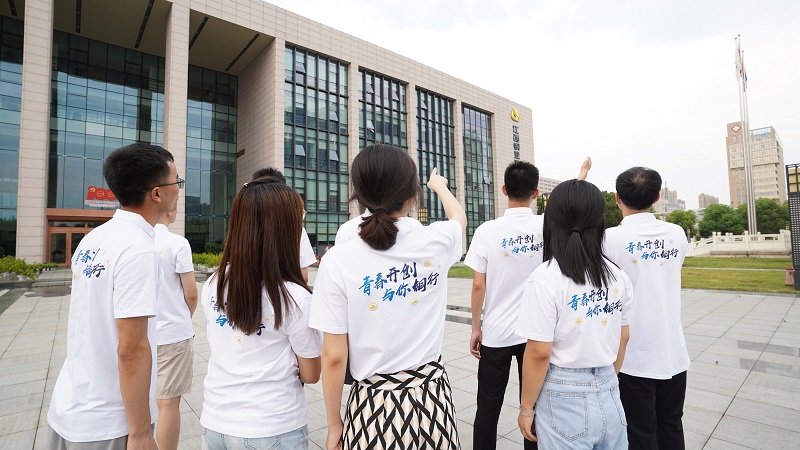 d5c197d7be0f4804af9796c145858ed1